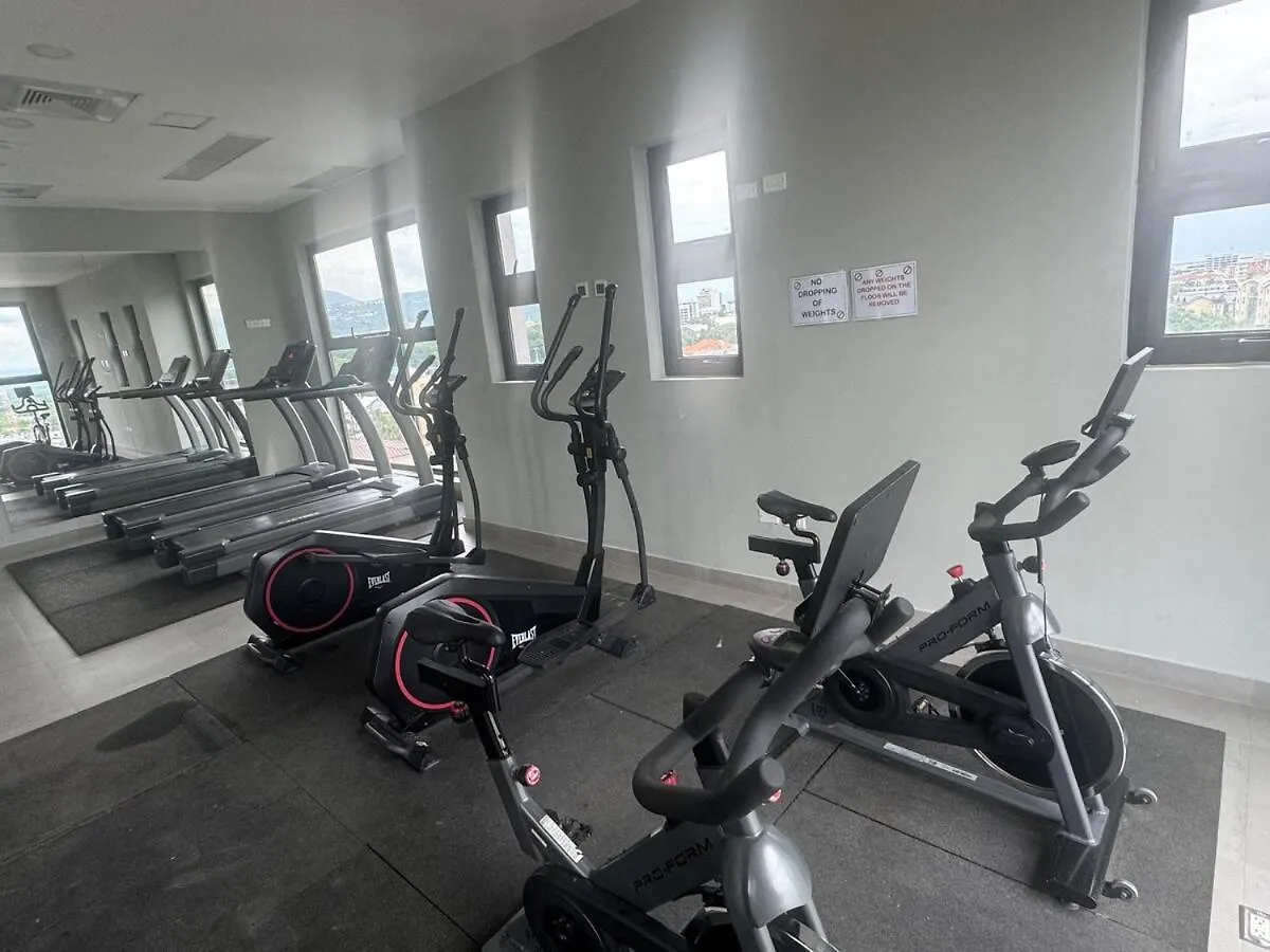 דירה Luxury Condo - Pool In Kingston - G28